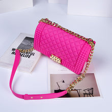 Load image into Gallery viewer, Latest Flap Top Chain Strap Quilted Medium Crossbody Bag
